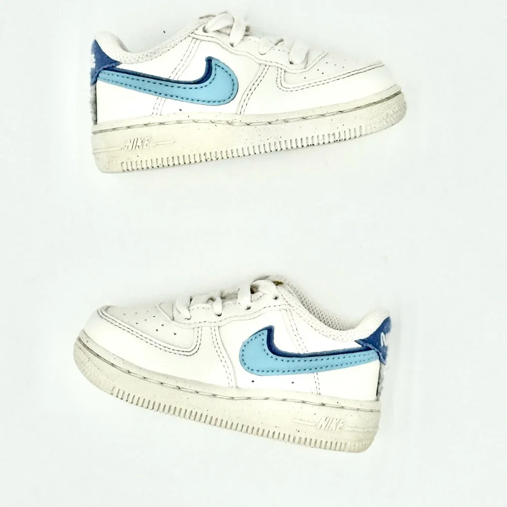 Nike Force 1 LV8 2 DV0753 100 Toddlers, Sizes‎ 6, Like New